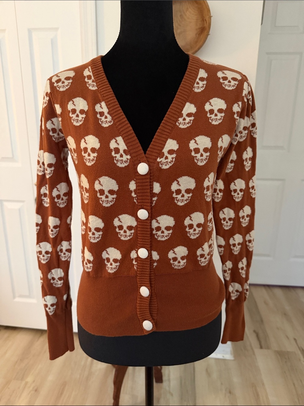 TCEC Rust and Cream Skull V-Neck Button Cardigan